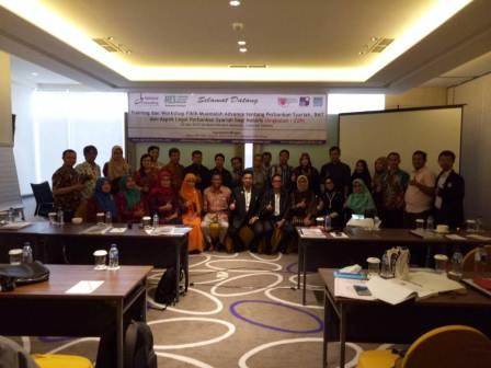 Training dan Workshop Nasional Notaris Perbankan Syariah tentang Aspek Legal dan Pembuatan Kontrak Perjanjian Produk Perbankan Syariah Tgl 4 - 5 Agustus 2017 Di Hotel Quest, Surabaya