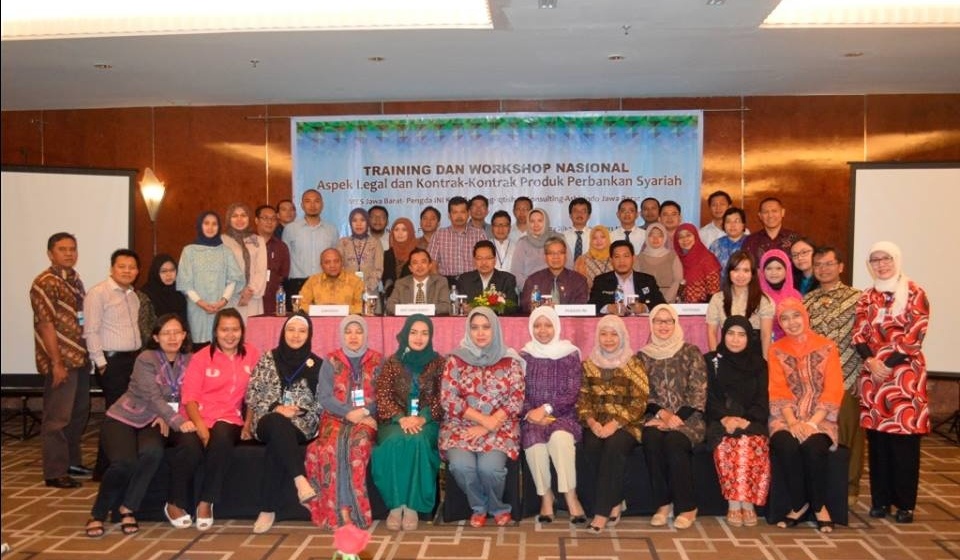 INOVASI DAN LAYANAN TEKNOLOGI BANK SYARIAH