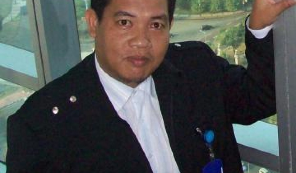 Mewujudkan equilibrium sektor finansial dan sektor riil syari’ah Dalam mengembangkan ekonomi islam