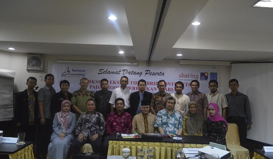 Training dan Workshop Eksekutif  Musyarakah Mutanaqishah, Refinancing dan Hybrid Contracts Pada Perbankan Syariah  Hotel Oval Surabaya, 16 - 17 September 2015